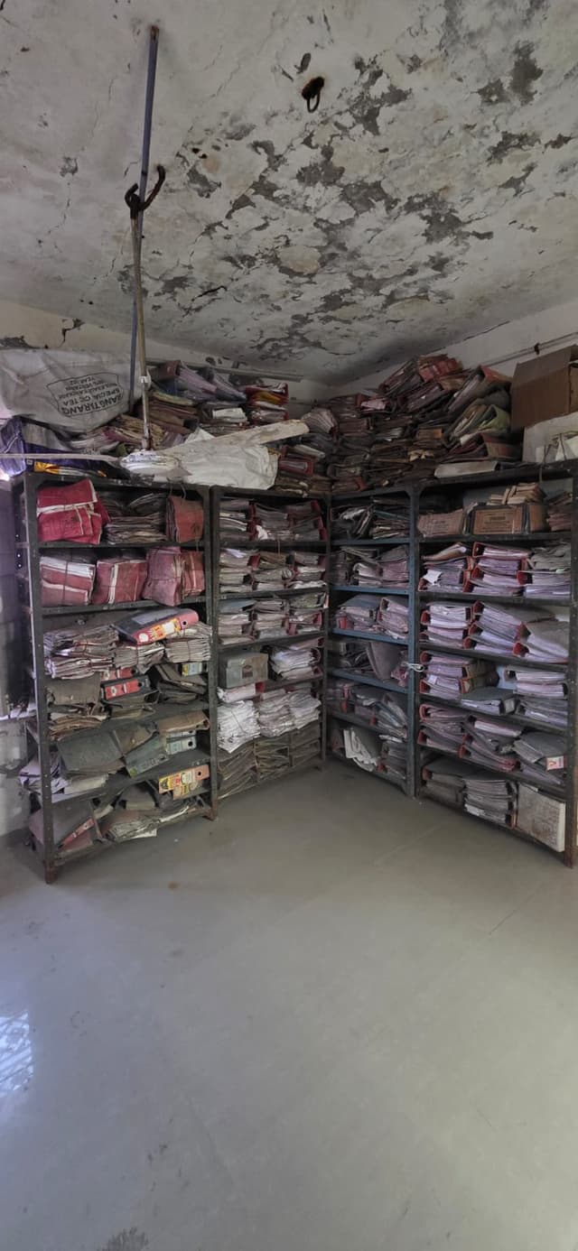 Record room — after